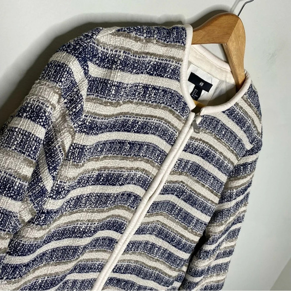 ✨NWT H&M Cream Blue Gold Striped Textured Weave Boucle Zip Front Jacket Size 6 - Picture 4 of 12